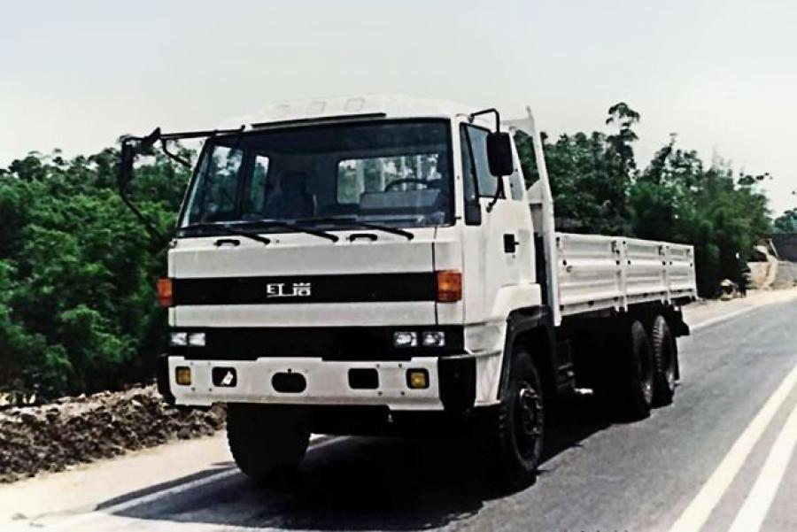  Hongyan CQ1301/C45W Prototype 1995 года  (фото 1 из 1)